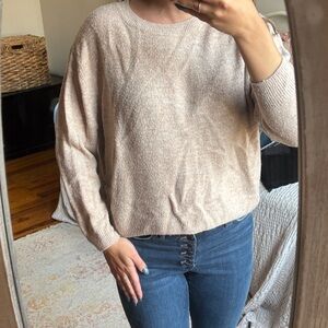 H&M Women's Light Beige Crew Neck Sweater